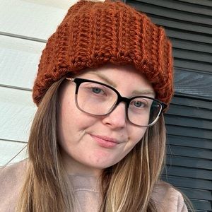 Meet your Posher, Lyndie